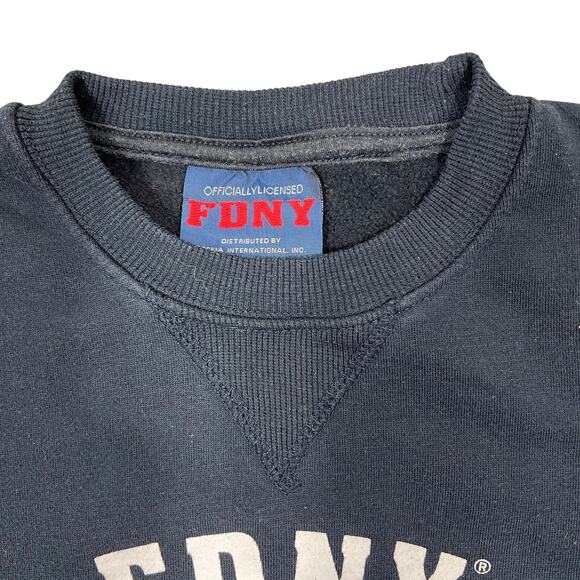 FDNY Crewneck Sweatshirt Boys Girls Unisex Youth Small 6/8 Navy Fleece Fire Dept - Picture 4 of 7